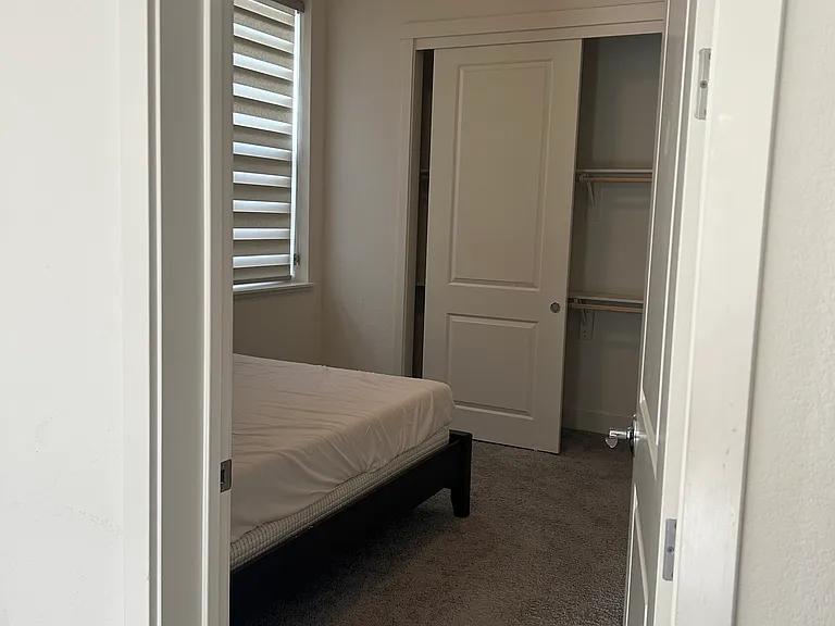 2766 Envoy Ct — Photo 4