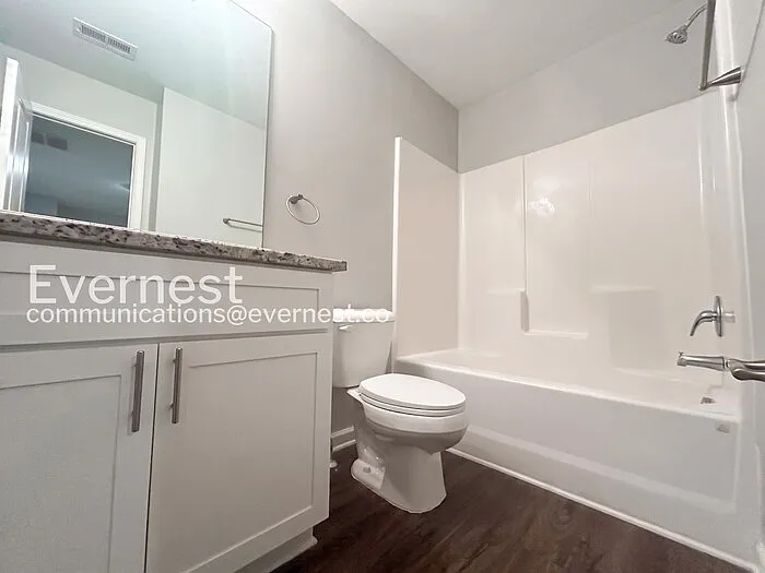 5298 Hanover St — Photo 14