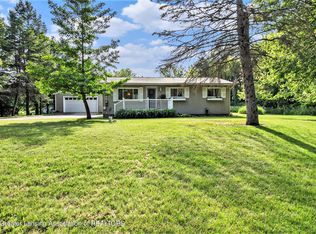 8384 Old Woodbury Rd, Laingsburg, MI 48848