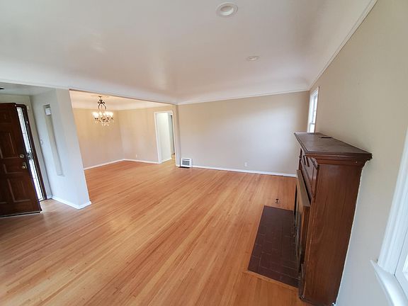 2nd image of 7821 West Blvd