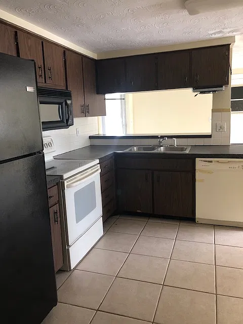 2 bed, 1368 sqft, $1,595 — Photo 3