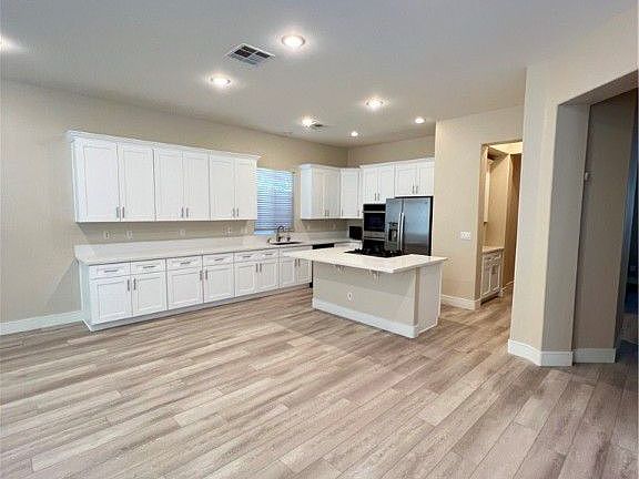 2nd image of 10447 Garden Rose Dr