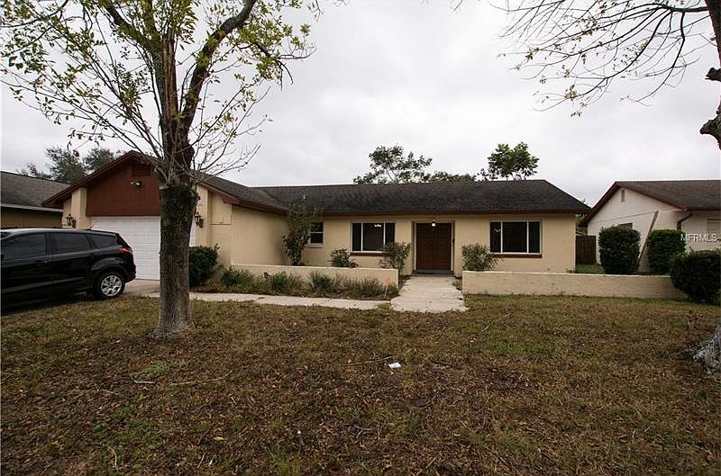 1st image of 2239 Menomonee Ct
