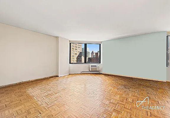 2nd image of 1623 3rd Ave APT 13F