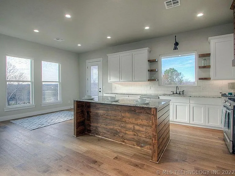 783 E Finley Ridge Dr — Photo 6