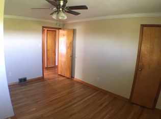 1092 Greentree Rd, Pittsburgh, PA 15220