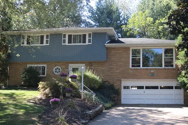 129 Saxony Dr photo 1