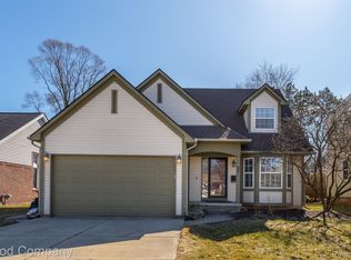 1114 E Windemere Ave, Royal Oak, MI
