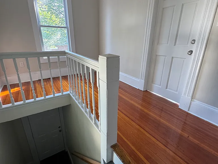 670 Main St #668 — Photo 3