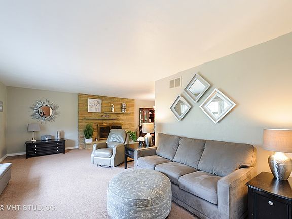 2nd image of 39252 N Carol Ln