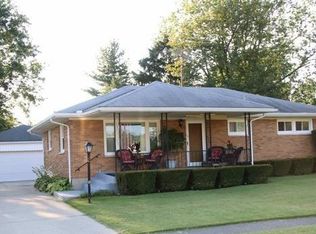 4626 Willowbrook Dr, Springfield, OH 45503