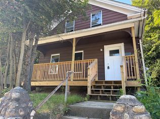 48 Lake St, Webster, MA 01570
