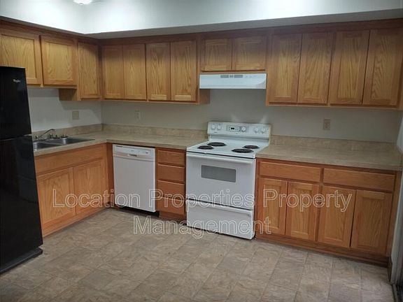 4th image of 104 Glenview Dr