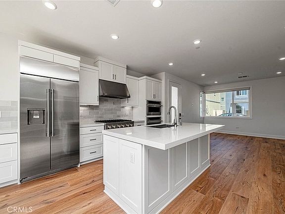 3rd image of 1016 Citron Rd