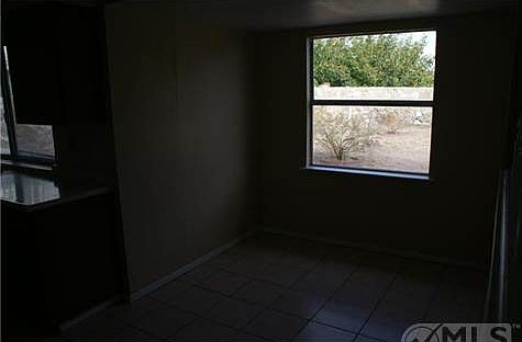 4th image of 3464 Edgerock Dr