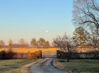 2545 David Crockett Hy Old, Belvidere, TN 37306