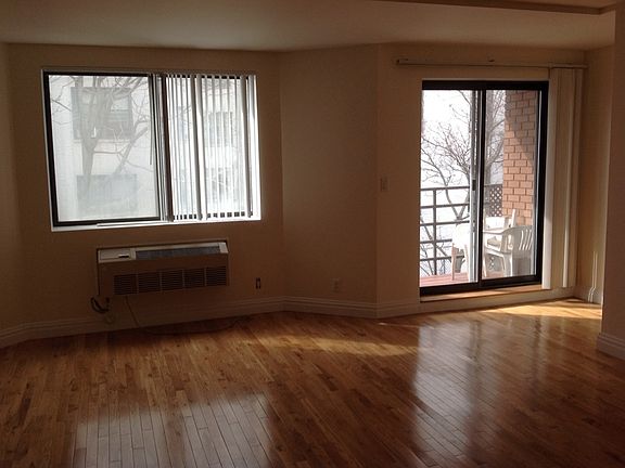 3rd image of 119-40 Metropolitan Ave #J2