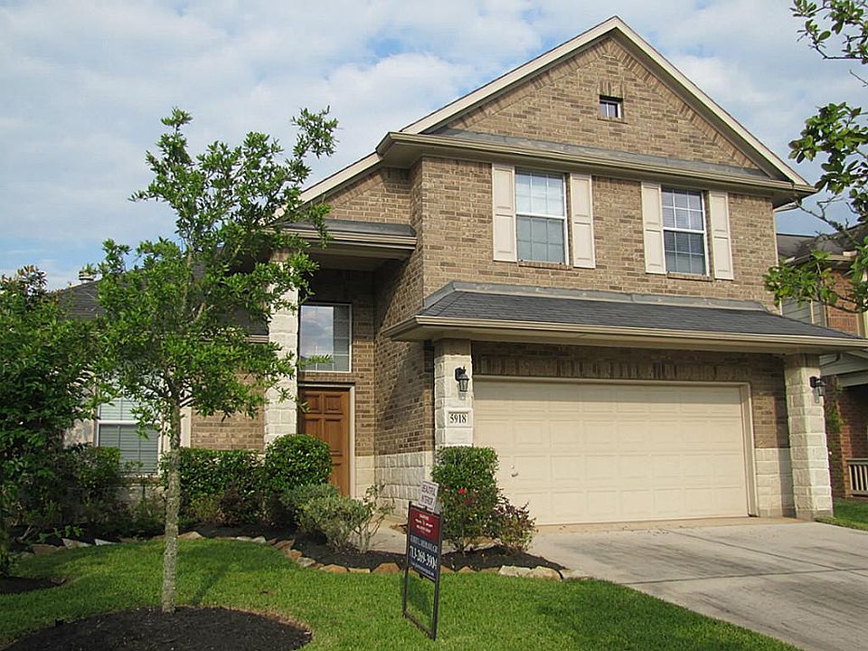 1st image of 5918 Preserve Ln