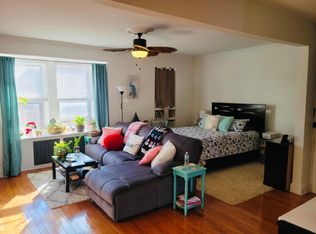 2021 Locust St FLOOR 4, Philadelphia, PA 19103