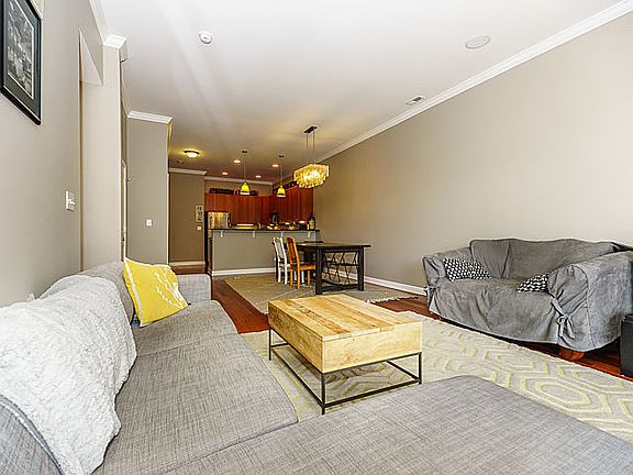 5th image of 5067 N Lincoln Ave APT 205