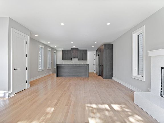 2nd image of 1833 W Berenice Ave #2