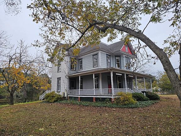 57th image of 11 Parker St