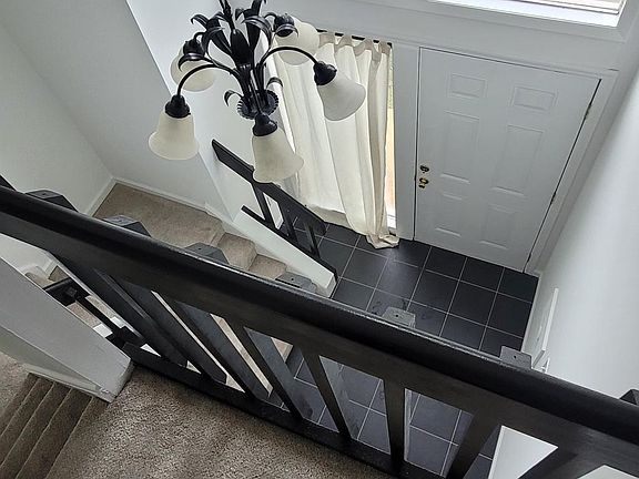 5th image of 41 Viburnum Ln