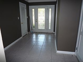 3rd image of 8418 Daffin Ln