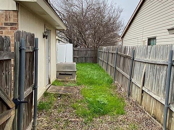 4th image of 2808 Galemeadow Dr