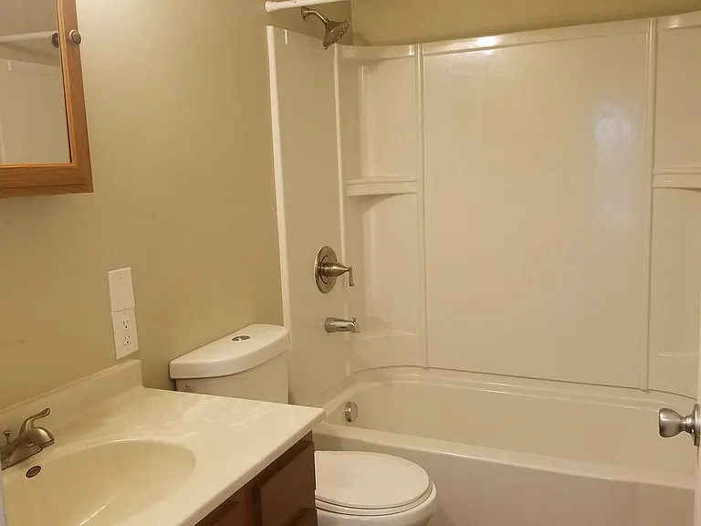 Apple Ridge Apartment Homes — Photo 6