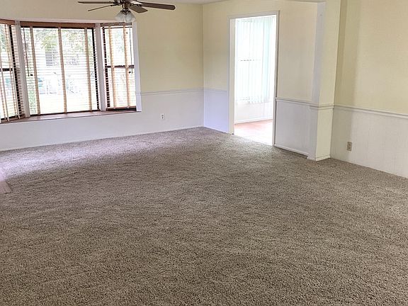5th image of 322 San Bernardo Dr