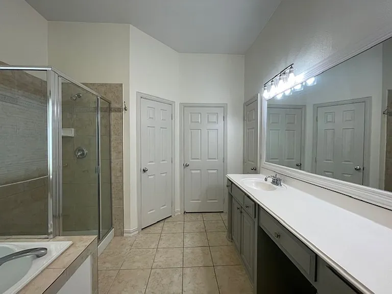8525 Hudson St — Photo 12