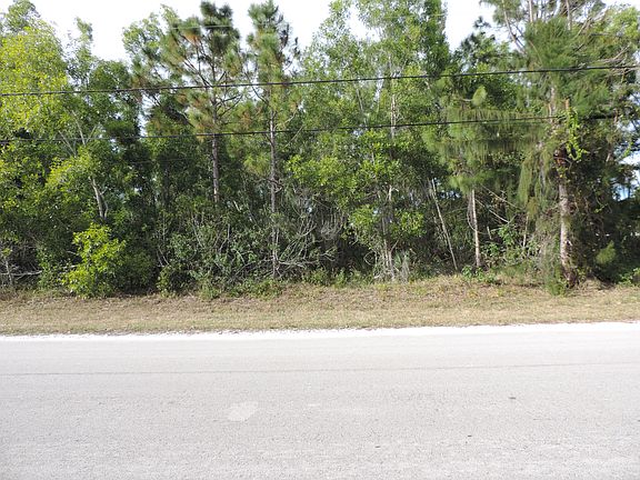 2nd image of 9069 Pinion Dr