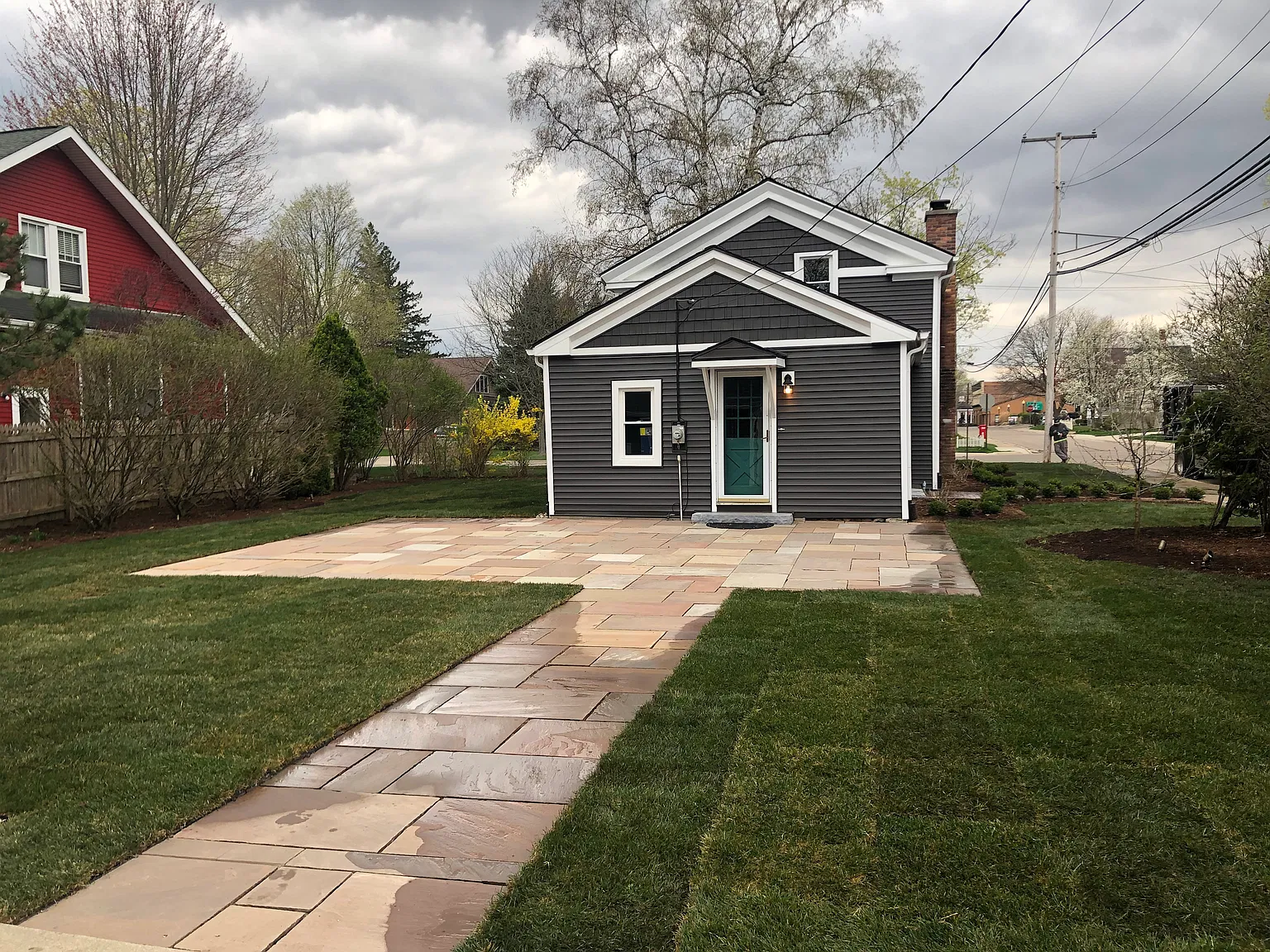 346 Hickory St — Photo 3