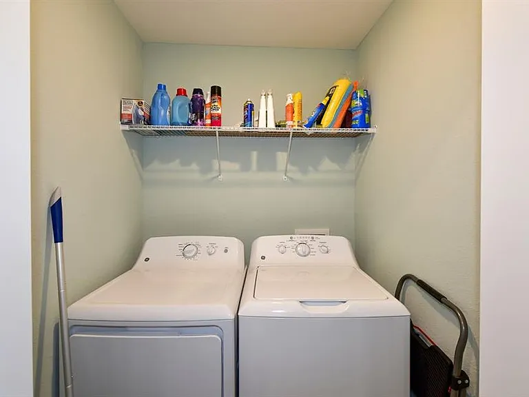 17626 Gawthrop Dr #206 — Photo 26