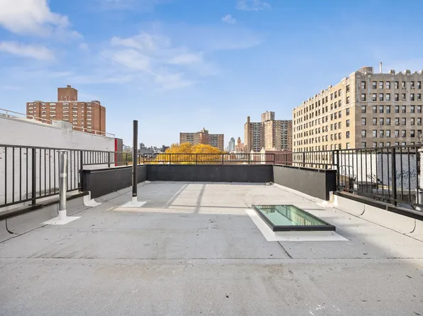 34 Avenue A image 28 of 29