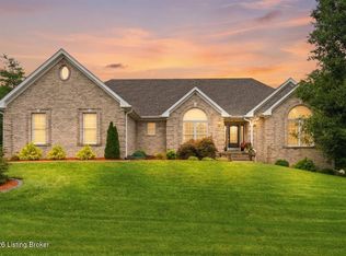 1260 Pebble Dr, Shelbyville, KY 40065