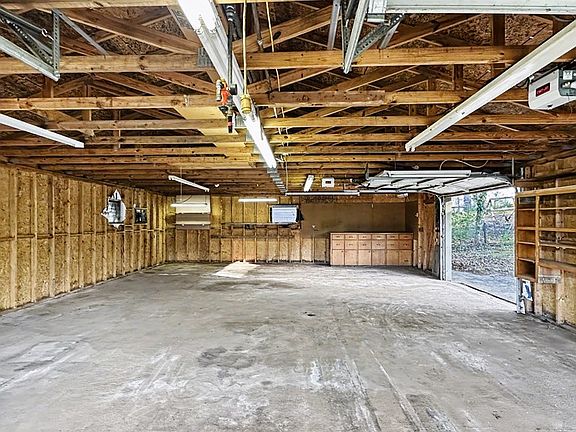 4th image of 239 Palmer Rd