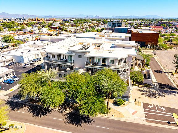 2nd image of 3801 N GOLDWATER Boulevard #302