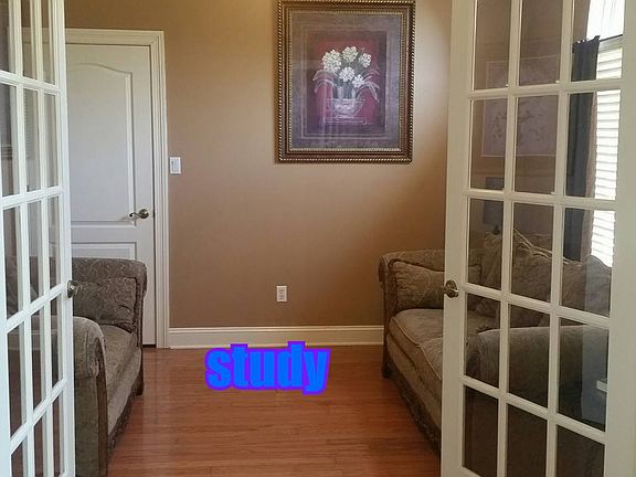 4th image of 3616 Roman Forest Dr