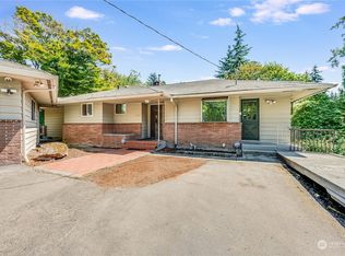 1134 Bellevue Way SE, Bellevue, WA