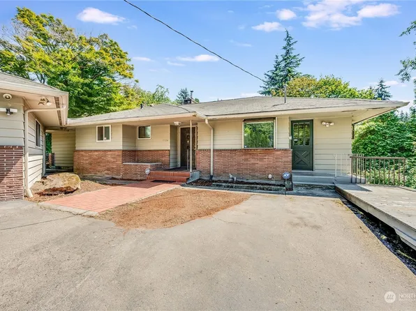 1134 SE Bellevue Way, Bellevue, WA 98004