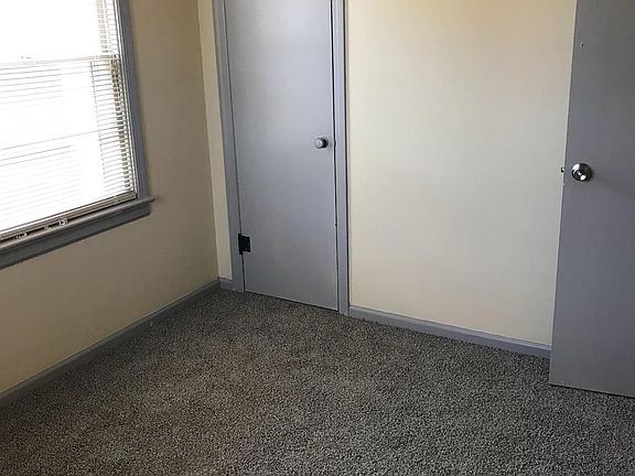 3rd image of 1214 W Regal St #1