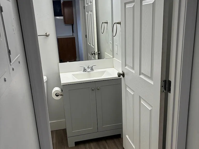 119 N 1st St #26 — Photo 5