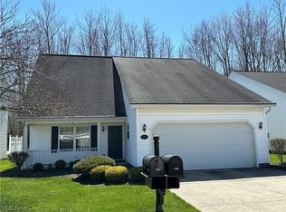 730 Coralberry Ln, Madison, OH 44057