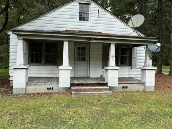 17403 Pittman Rd, Boykins, VA 23827