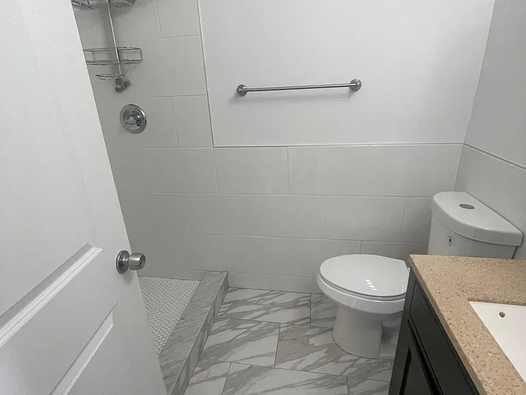 618 N 2nd St #3R — Photo 7