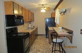 5th image of 302 Peach Blossom Ct