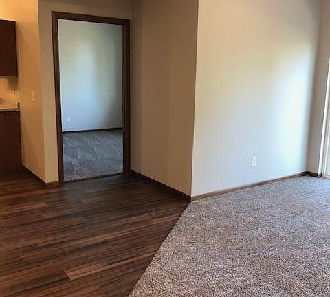 2nd image of 1026 Estate Dr #1028-1030-