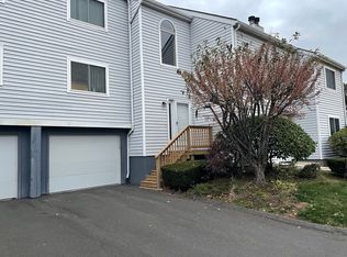 49 Woodbridge Ln #49, Cromwell, CT 06416